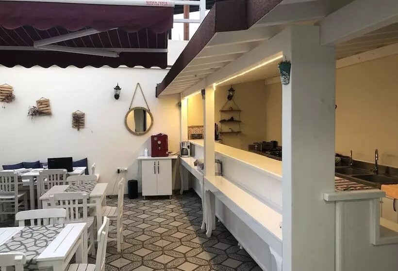 هتل Del Mar