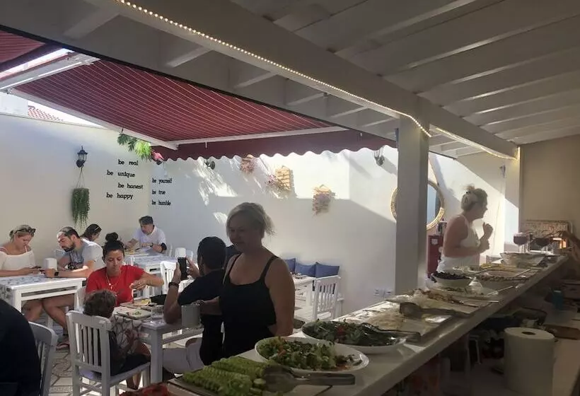 هتل Del Mar