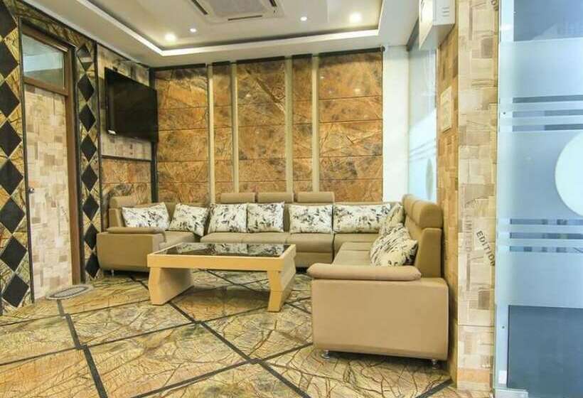 هتل Metro Continental