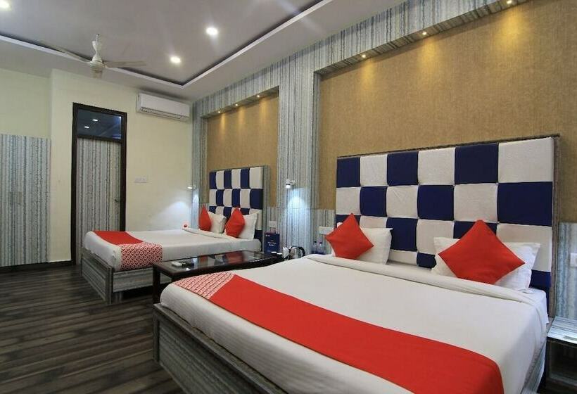 هتل Metro Continental