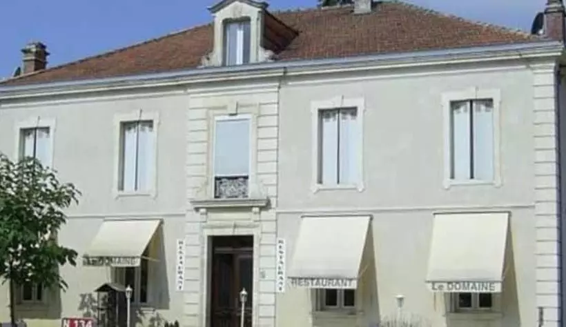 Majatalo Chambres à Louer Le Domaine