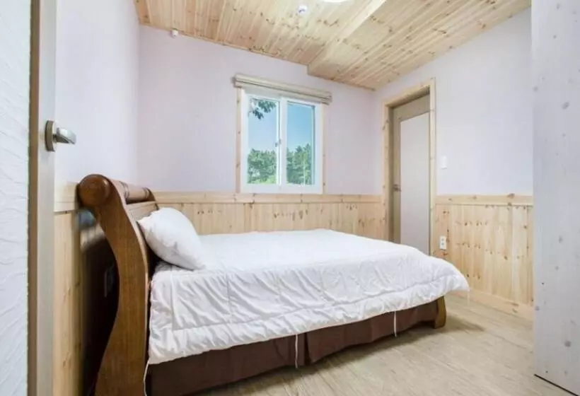 Taean Leisure House Pension