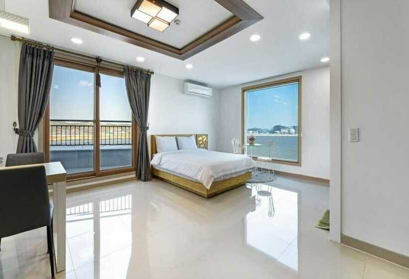 Youngheungdo Duniaspa Pension