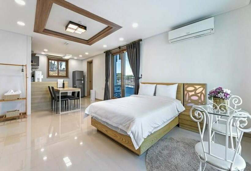 Youngheungdo Duniaspa Pension