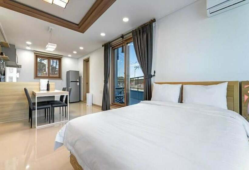 Youngheungdo Duniaspa Pension