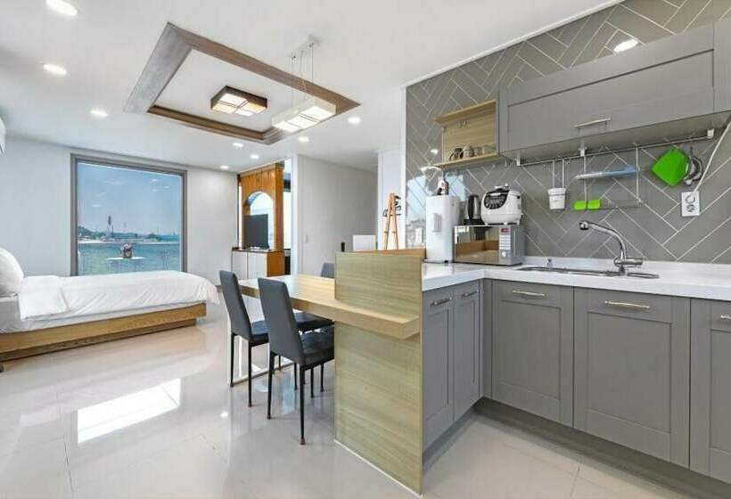 Youngheungdo Duniaspa Pension