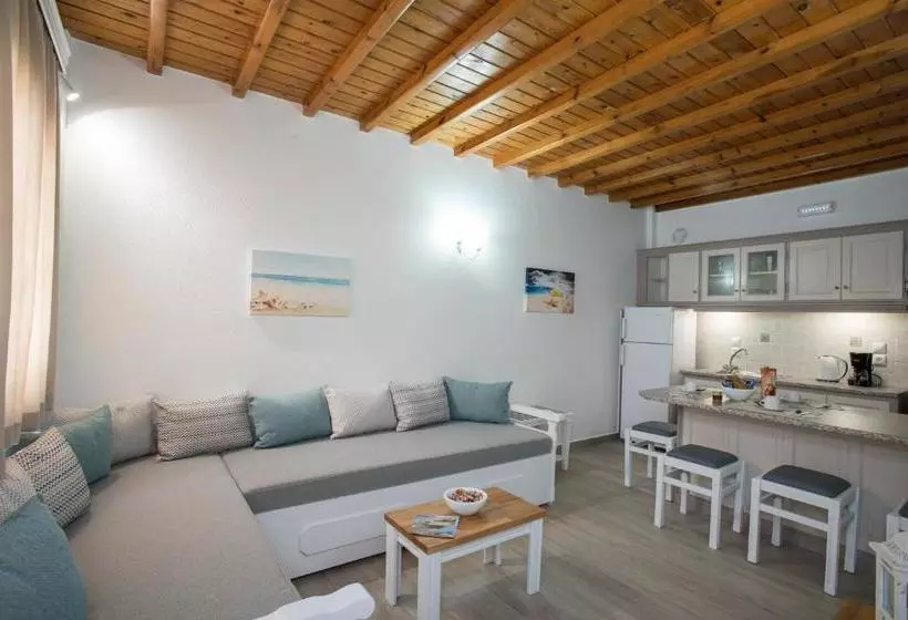 Filoxenia Apartments