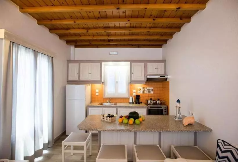 Filoxenia Apartments