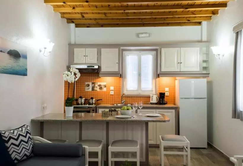 Filoxenia Apartments