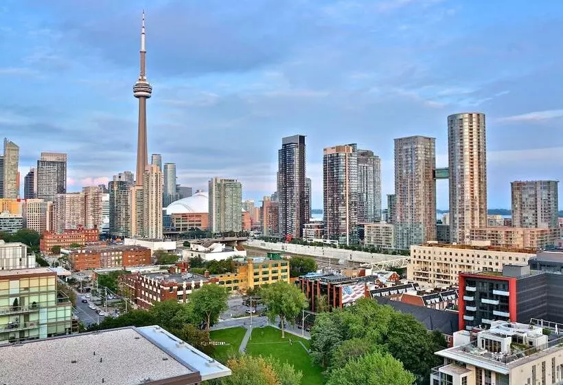 1 Hotel Toronto