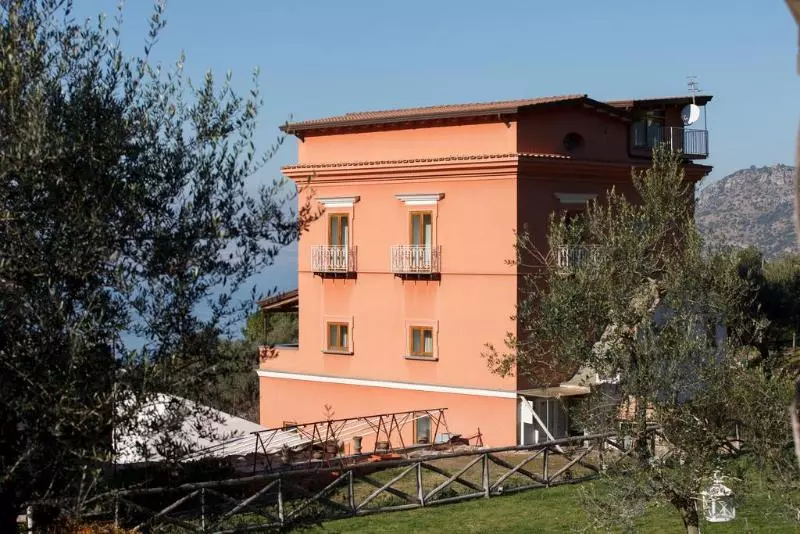 ホテル Antico Casale Russo