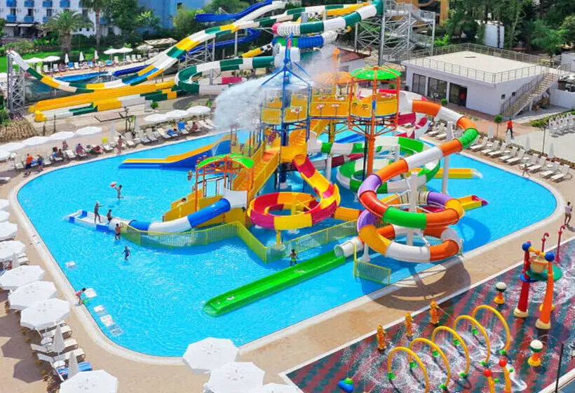 Club Aqua Plaza