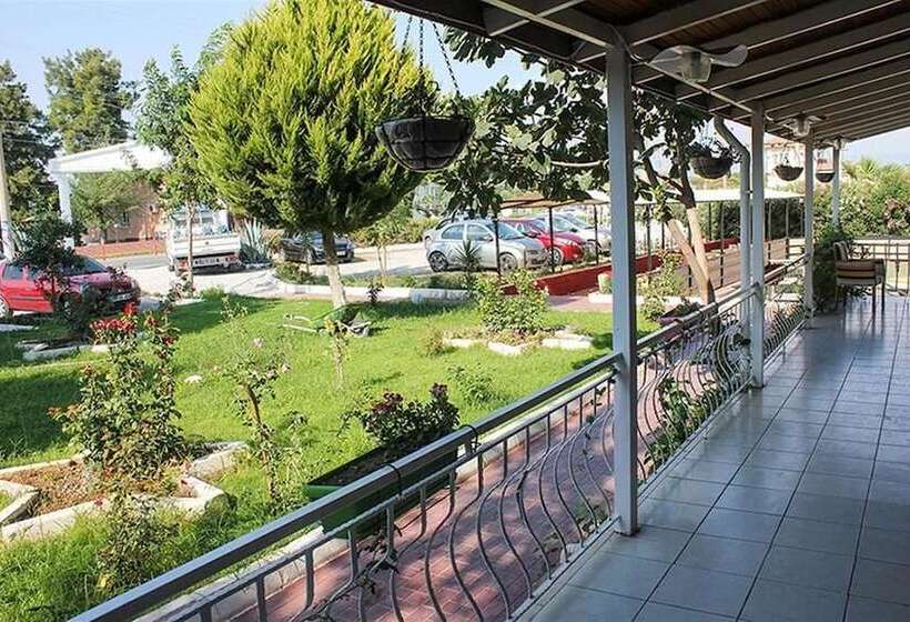 בית מלון כפרי Didyma House