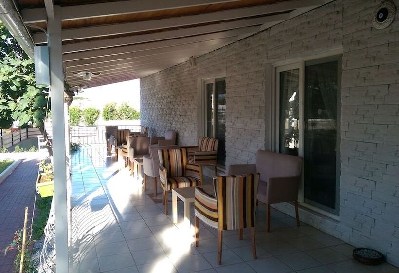 בית מלון כפרי Didyma House