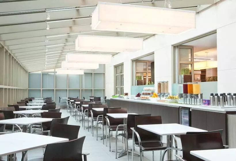 호텔 Element Times Square West