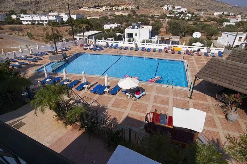 Hotelli Lambis Studios & Apartments