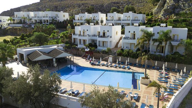 酒店 Lambis Studios & Apartments