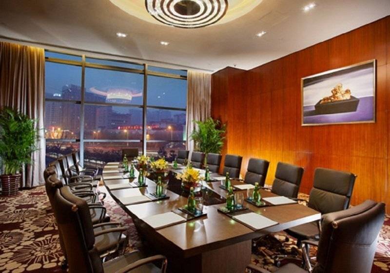 Hotel Renaissance Chengdu