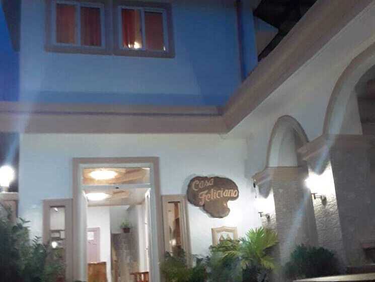 Hotelli Batanes Casa Feliciano