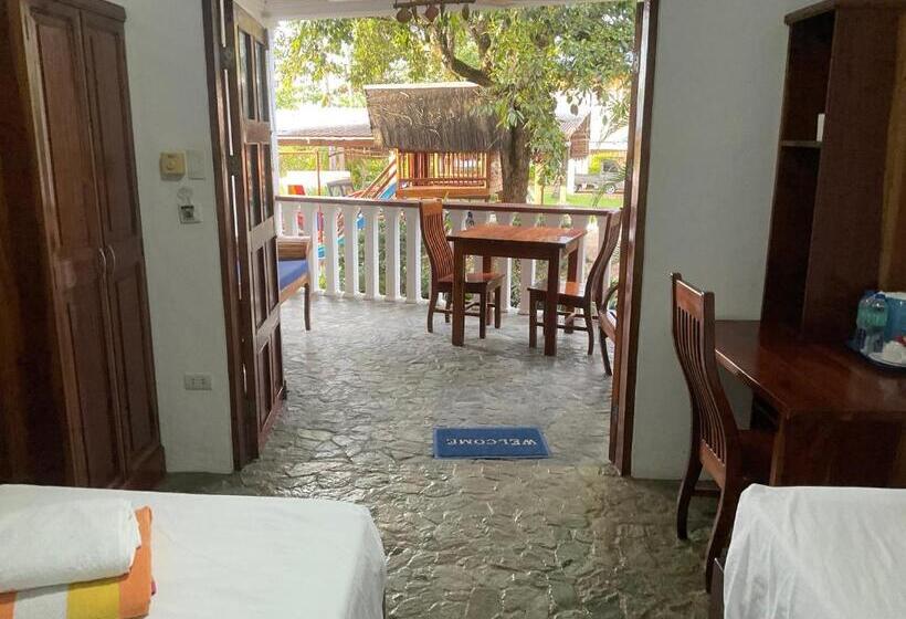 هتل Rainbow Bay Beach & Dive Resort