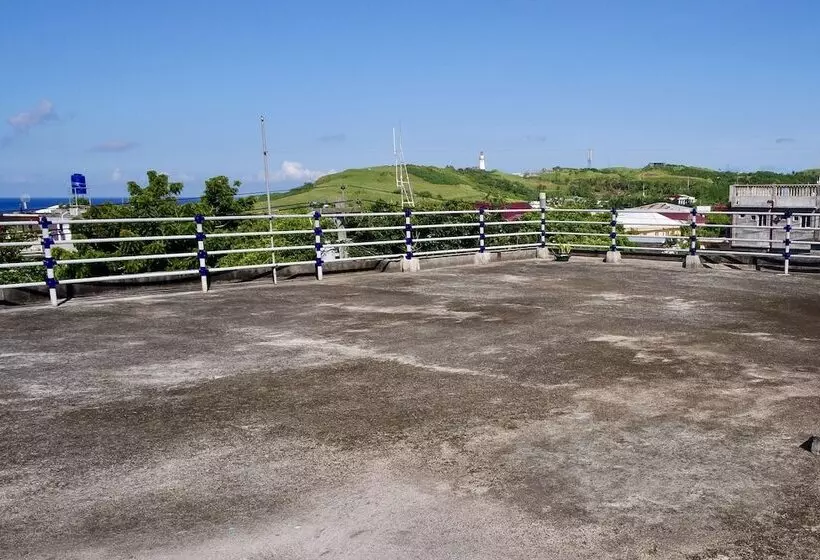 Majatalo Den Den Guesthouse