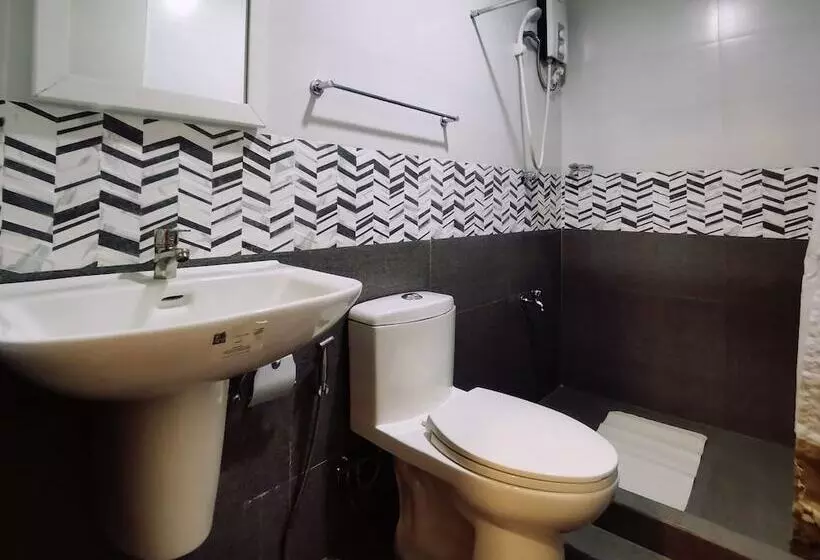 Majatalo Den Den Guesthouse