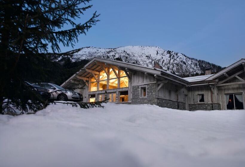 اقامتگاه Cgh Résidence Boutique Le Hameau De Pierre Blanche