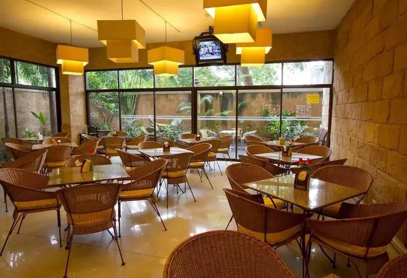 Hotelli Bella Villa Prima