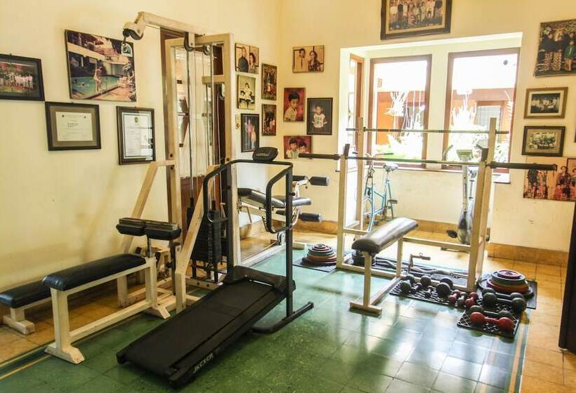 فندق Duta Guest House