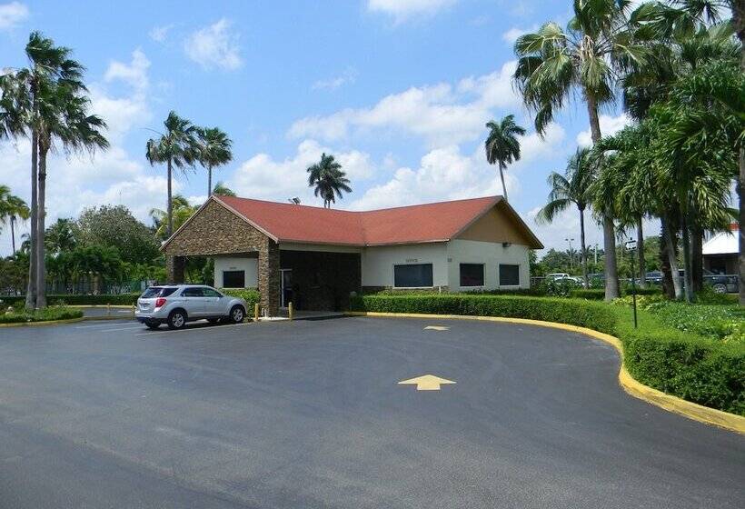 Отель Fairway Inn Florida City Homestead Everglades