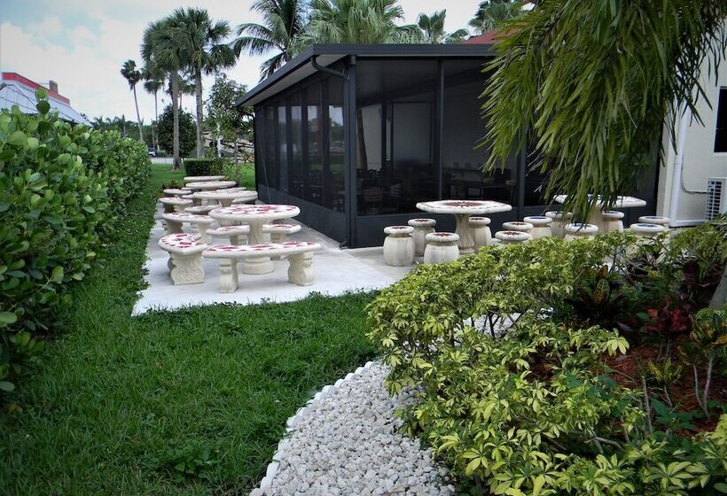 Отель Fairway Inn Florida City Homestead Everglades