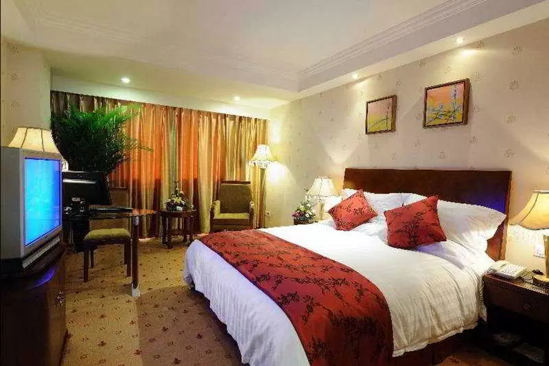 ホテル Four Season Homeland