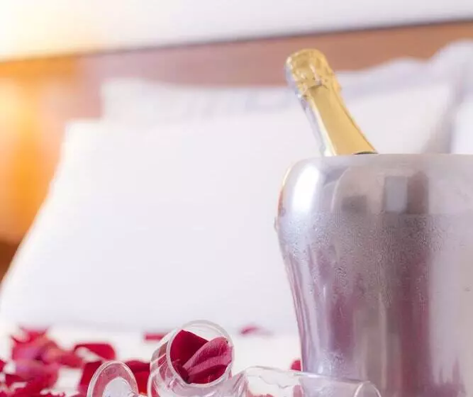 בית מלון כפרי Holz