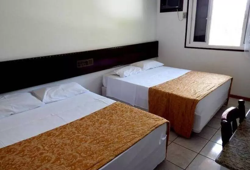 בית מלון כפרי Holz