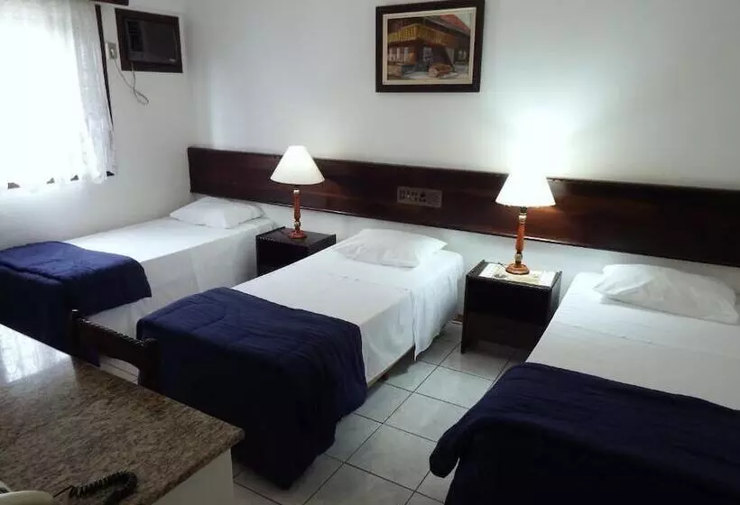 בית מלון כפרי Holz