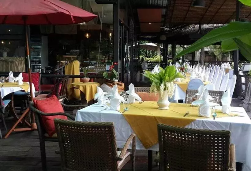 ホテル Kiree Thara Boutique Resort