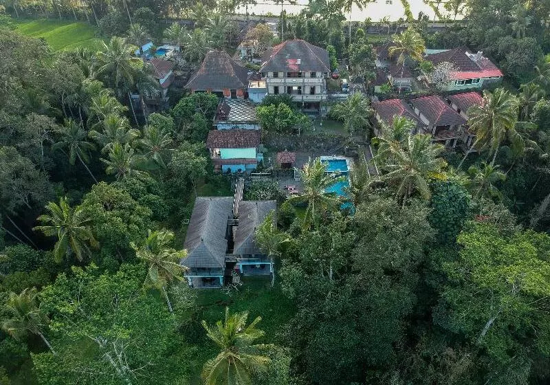 Puri Saron Hotel Madangan Gianyar