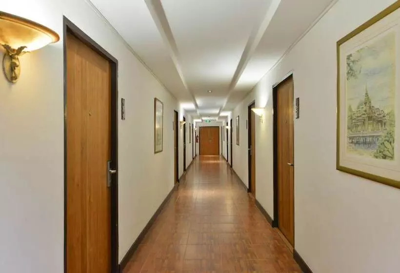 Hotelli Royal View Resort   Rang Nam