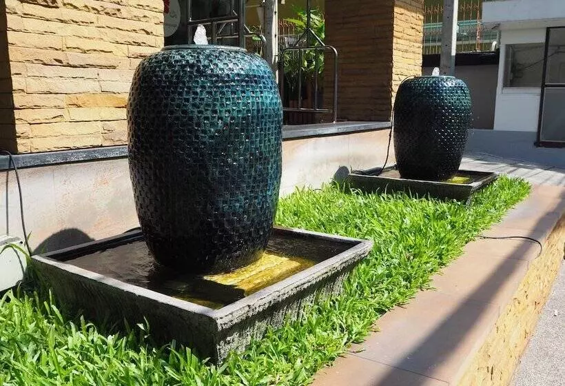 Hotelli Royal View Resort   Rang Nam