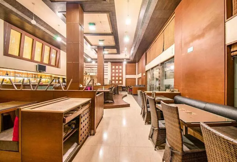 酒店 Sadanand Regency