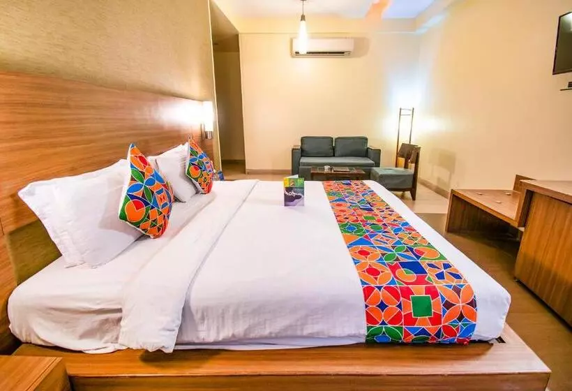 酒店 Sadanand Regency