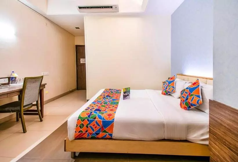 酒店 Sadanand Regency