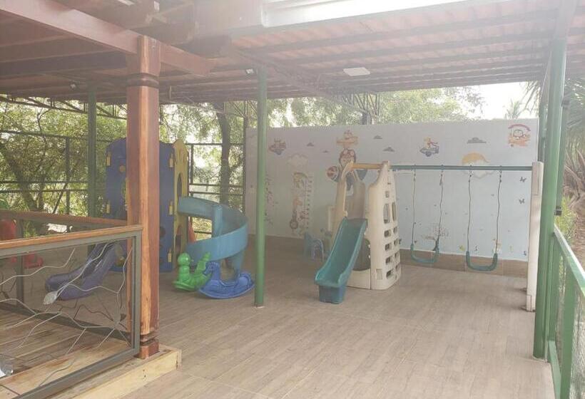 فندق Santa Mônica Palace