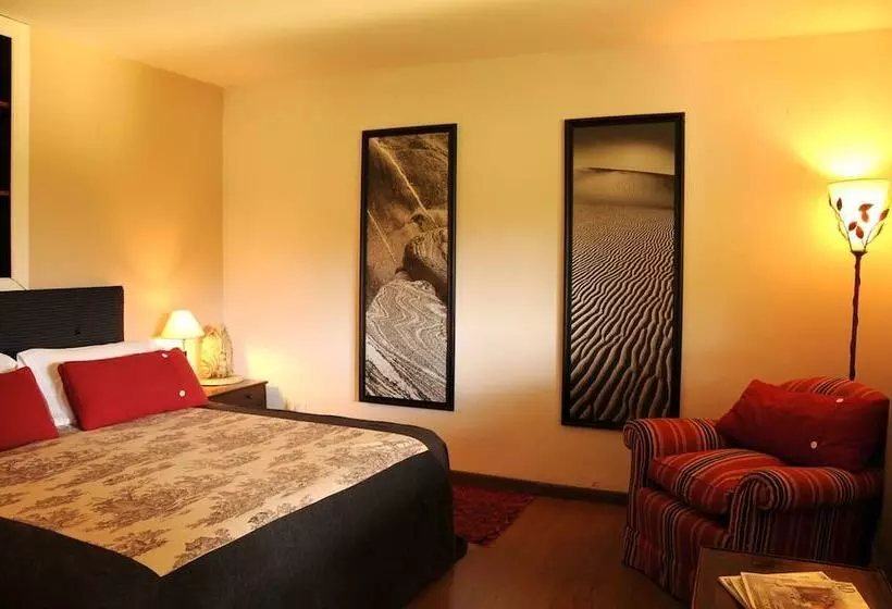 پانسیون Los Juncos Patagonian Lake House