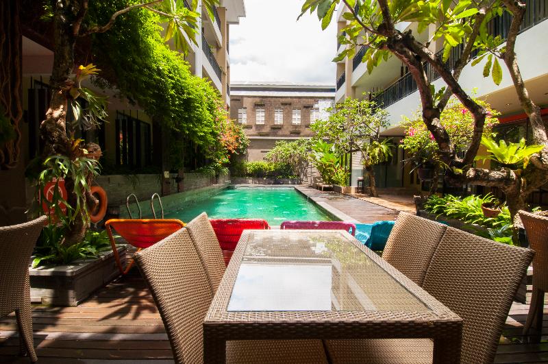 בית מלון כפרי 100 Sunset Boutique