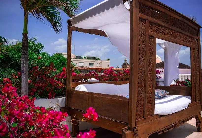 هتل Aguamarina Boutique