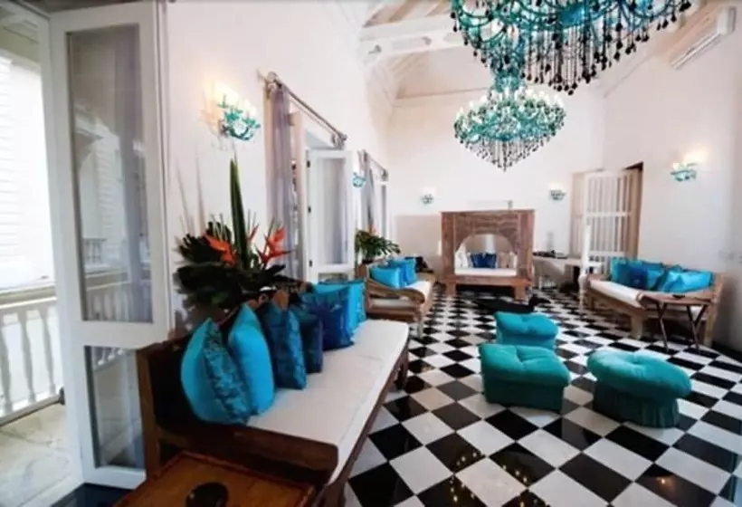 هتل Aguamarina Boutique