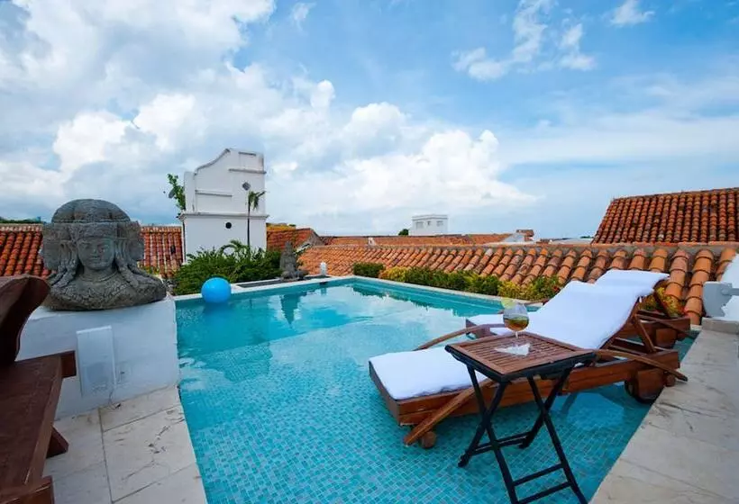 هتل Aguamarina Boutique