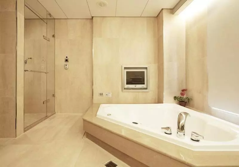 Beauty Hotels   Roumei Boutique