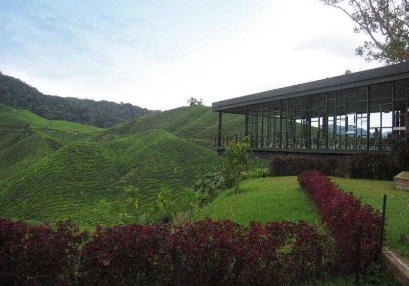 호텔 Century Pines Resort